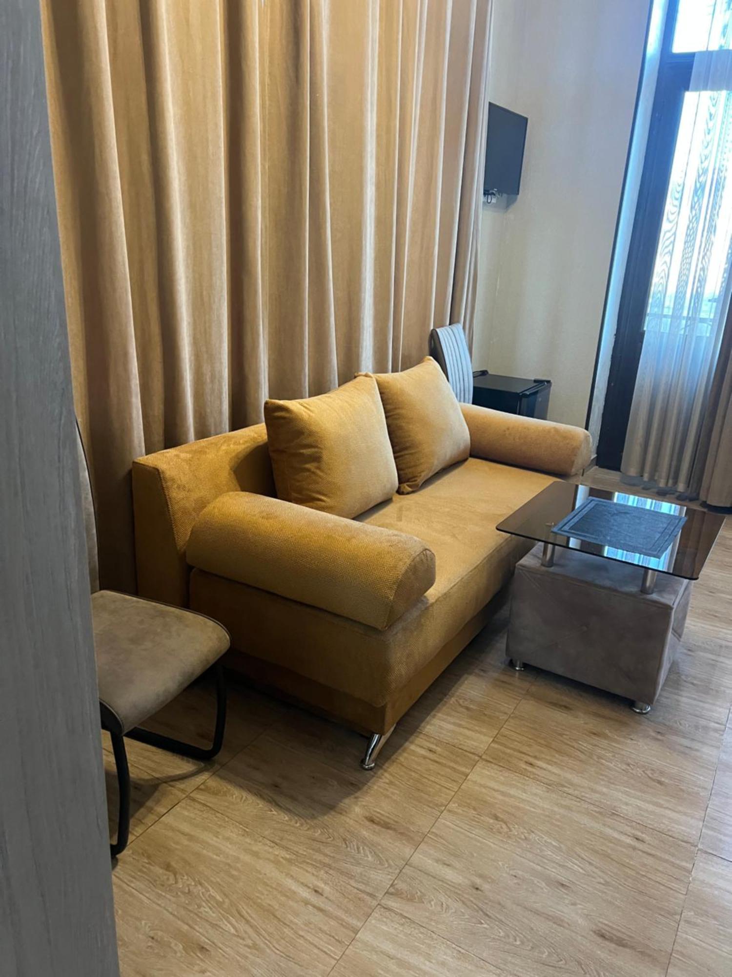 גוריס Tigran Hotel By Black & Gold מראה חיצוני תמונה